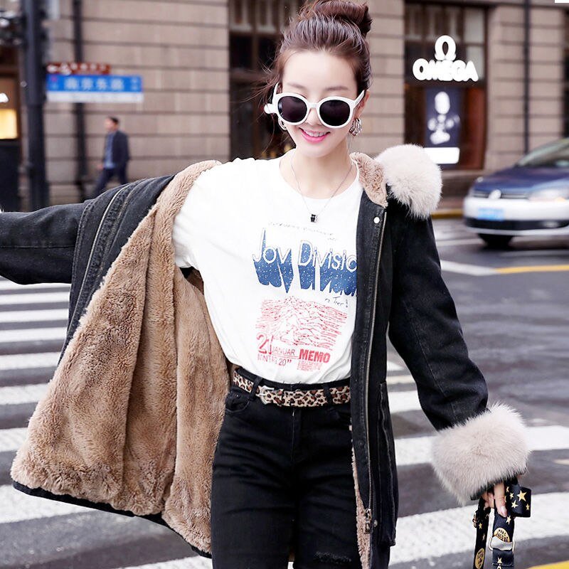 2020 New Women Winter Ladies Faux Lamb Fur Jeans Jacket Female Korean Loose Warm Thick Plus Velvet Bomber Denim Jackets W101