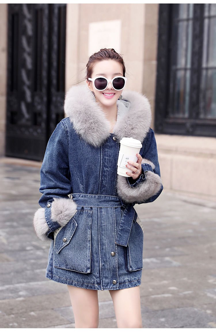 2020 New Women Winter Ladies Faux Lamb Fur Jeans Jacket Female Korean Loose Warm Thick Plus Velvet Bomber Denim Jackets W101