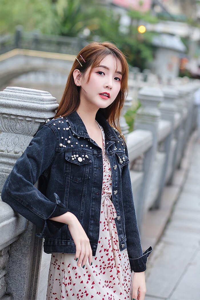 2020 Autumn Fashion Plus Size Beading Short Denim Jackets Women Long Sleeve Vintage Casual Jean Jacket Bomber Denim Coat Clothes