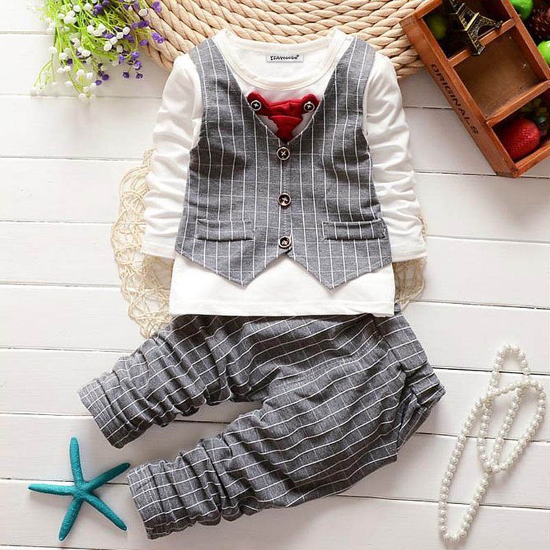 Kinderkleding Herfst Winter Jongens Sport Pak Baby Jongens Kleding Jongens Sets Kinderen Kleding Denim Jas + T-shirt + Jeans 3Pcs Outfits Kinderkleding Herfst Winter Jongens Sport Pak Baby Jongens Kleding Jongens Sets Kinderen Kleding Denim Jas + T-shirt + Jeans 3Pcs Outfits