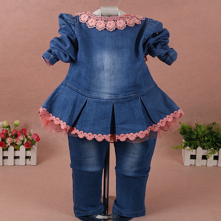 Nieuwe 2017 lente meisjes bloem denim jas + t-shirt + broek kleding sets 3pcs kids kleding sets meisjes herfst casual pak kids jeans