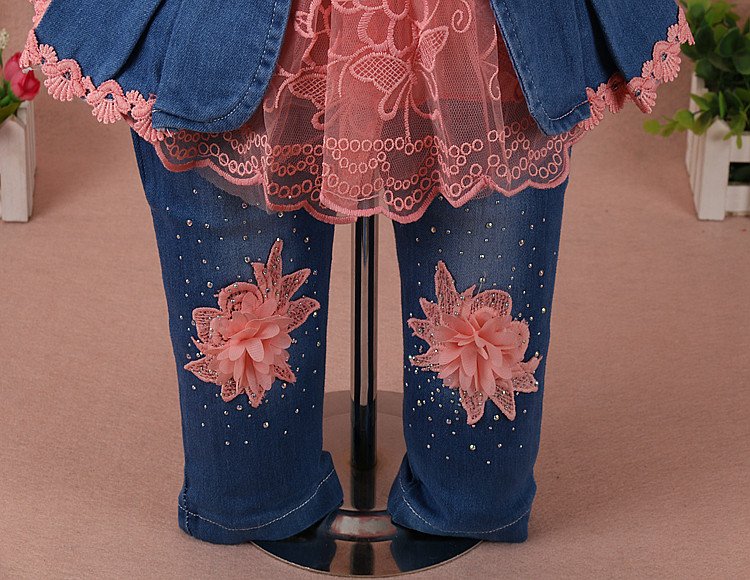 Nieuwe 2017 lente meisjes bloem denim jas + t-shirt + broek kleding sets 3pcs kids kleding sets meisjes herfst casual pak kids jeans
