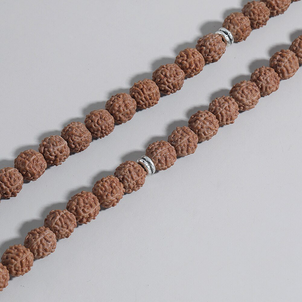 Natuurlijke Rudraksha Kralen 108 Mala Rozenkrans Elastische Kronkelende Armband Yoga Zegen Charm Bangle Voor Mannen En Vrouwen