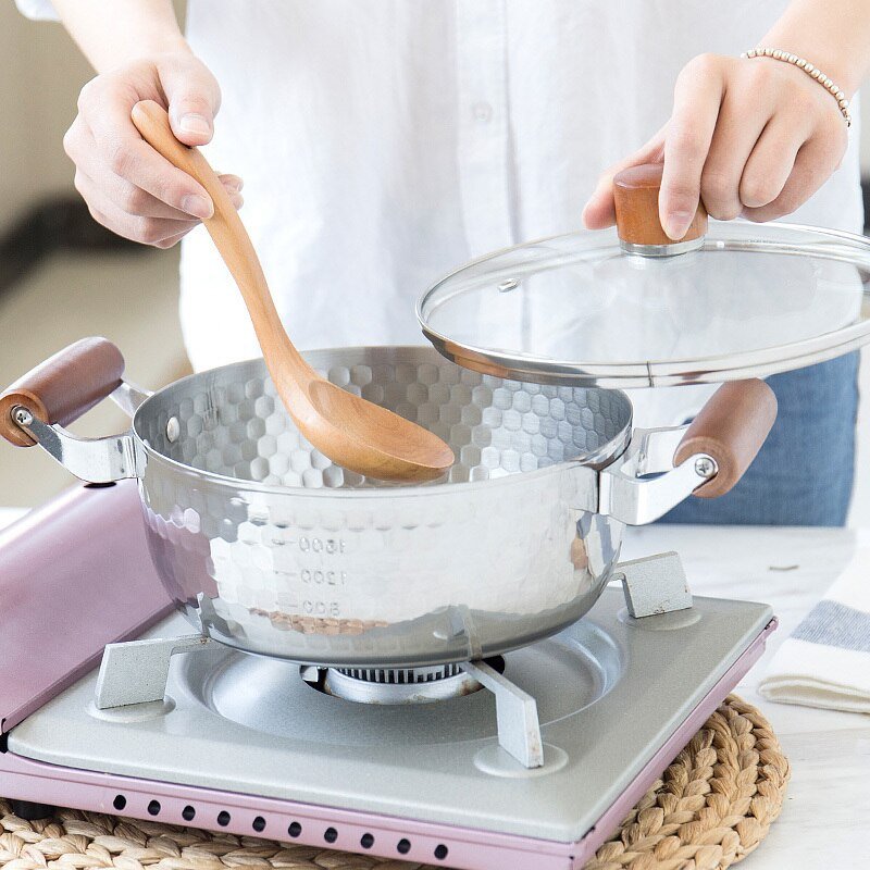 Japanse Stijl Roestvrij Staal Sneeuw Pan Roestvrij Staal Melk Noodle Babyvoeding Gezondheid Kookpan Houten Handvat Hot Pot Koken fornuis