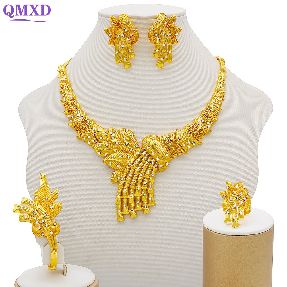 Goud Kleur Sieraden Sets Voor Vrouwen Ketting Oorbellen Dubai Afrikaanse Indian Bridal Accessoire Bloemen Sieraden Sets Ketting